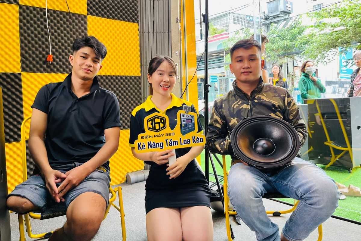 Muốn mua loa kéo không hú, rít đến ngay Điện Máy 369