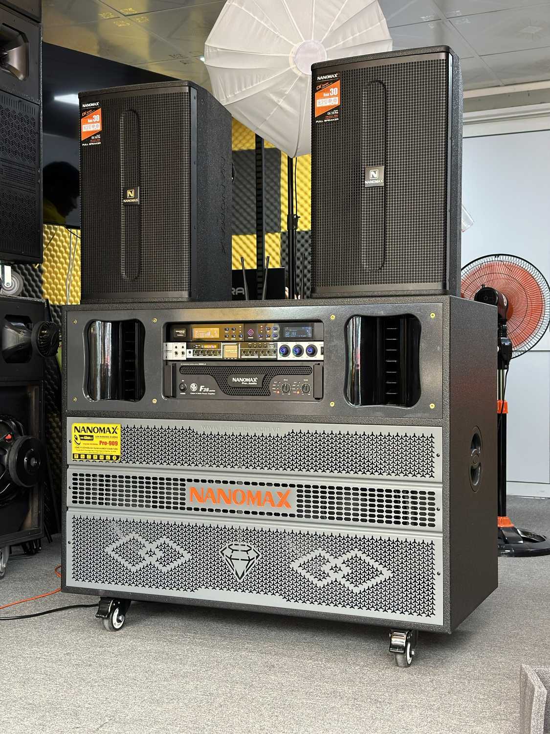 nanomax pro 909